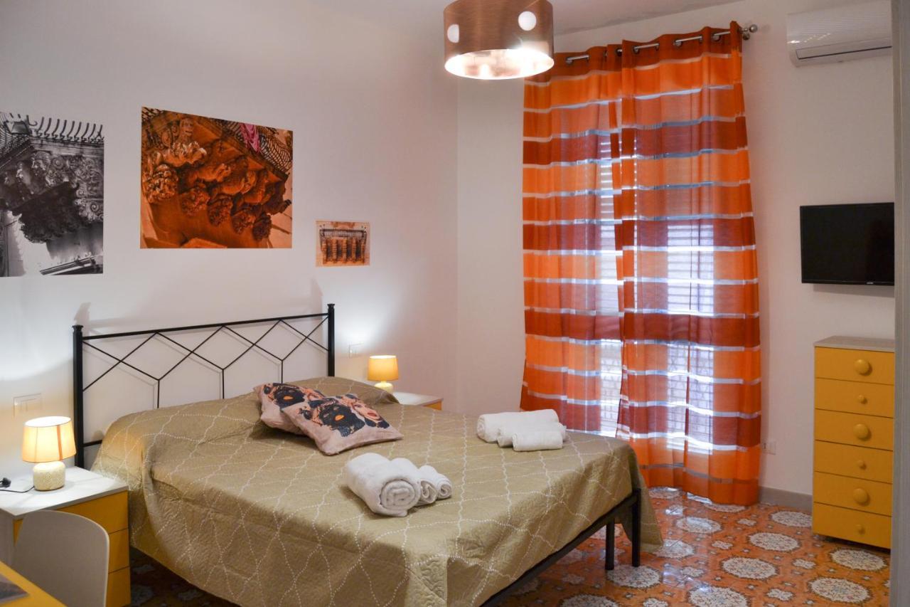 Quattroquarti Stradivari Home Noto Exteriör bild